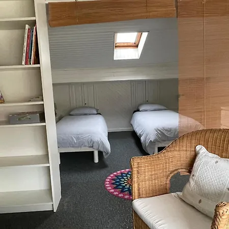 홈스테이 Familial Etage Entier 보르도
